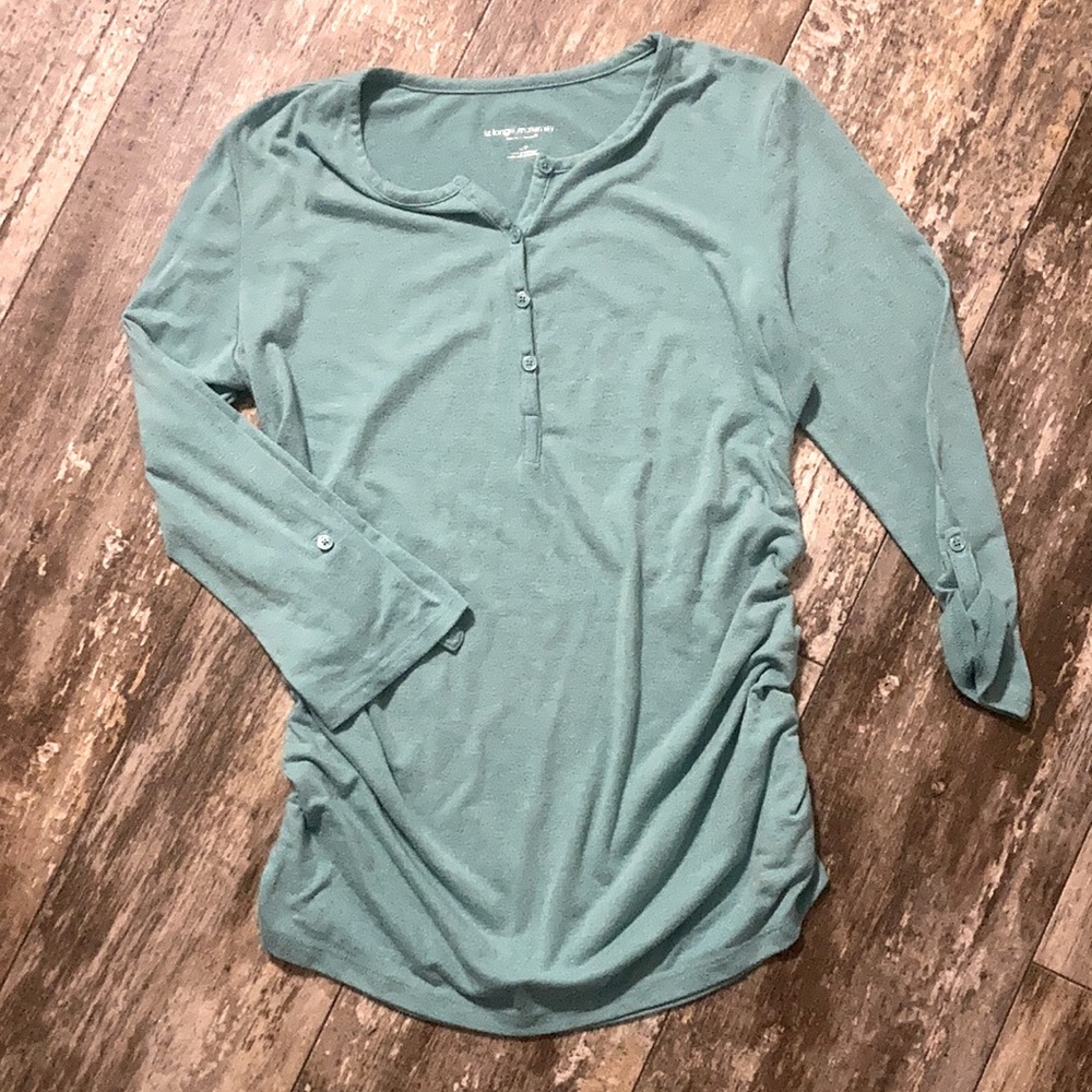 Maternity tops x3 size small